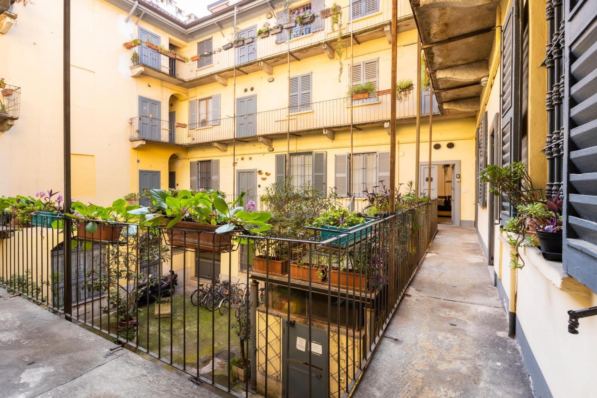 Bricks & Beams Studio In The Key Area Of Milan Exterior photo
